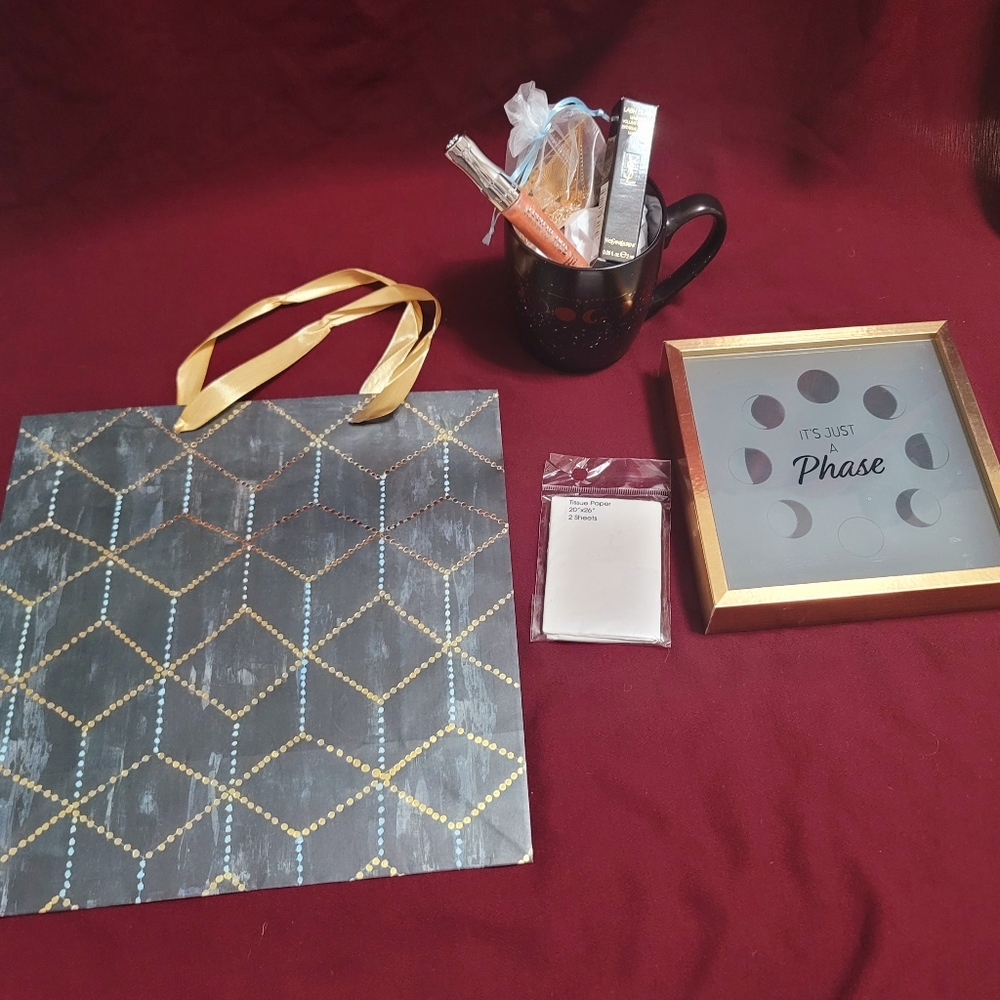 Lunar Moon Gift
